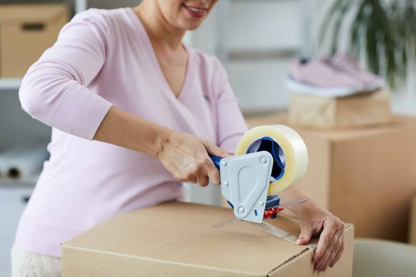 Achetez vos rubans adhésifs d'emballage à prix abordables.